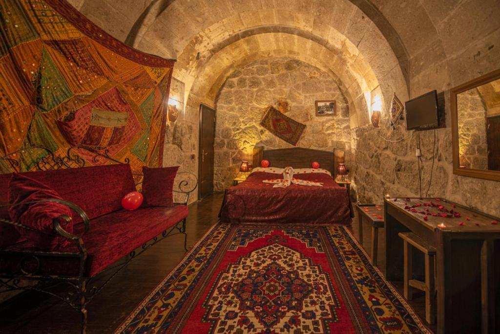 Cappadocia Antique Gelveri Cave Hotel Guzelyurt Екстериор снимка